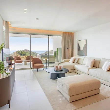 Daire Luxury With Jacuzzi Marbella
