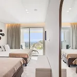 Luxury With Jacuzzi * Μαρμπέλλα