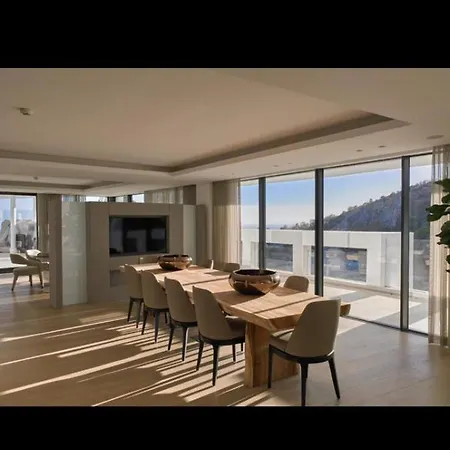Apartmán Luxury With Jacuzzi