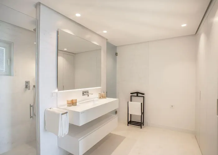 Appartement Luxury With Jacuzzi Marbellac