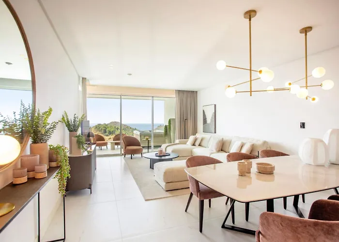 Luxury With Jacuzzi Appartement Marbellac